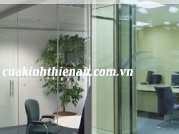 chuyên lắp đặt & sửa các loại vách kính cường lực